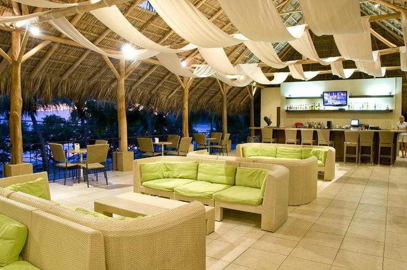 Hilton Vacation Club Flamingo Beach Sint Maarten Pelican Key Exterior photo